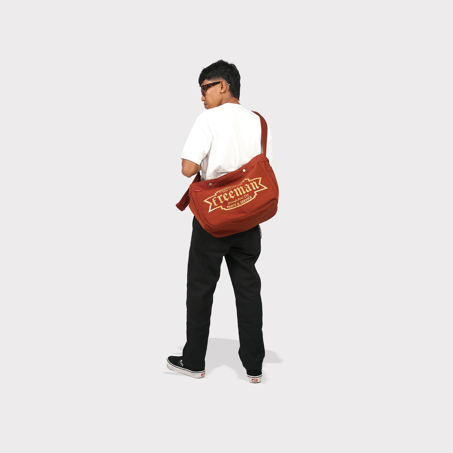 Freeman 3.0 Sling Bag Red Amber
