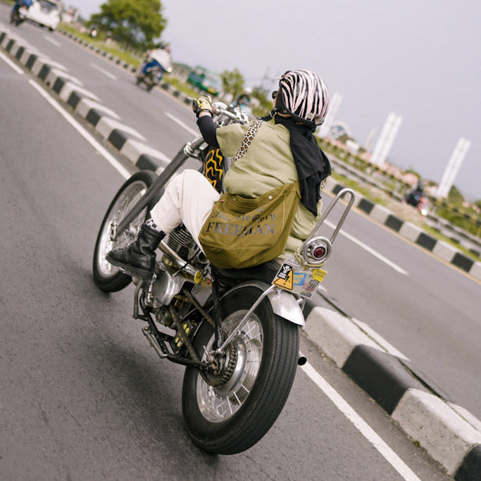 Barangantik Sling Bag Canvas Freeman II