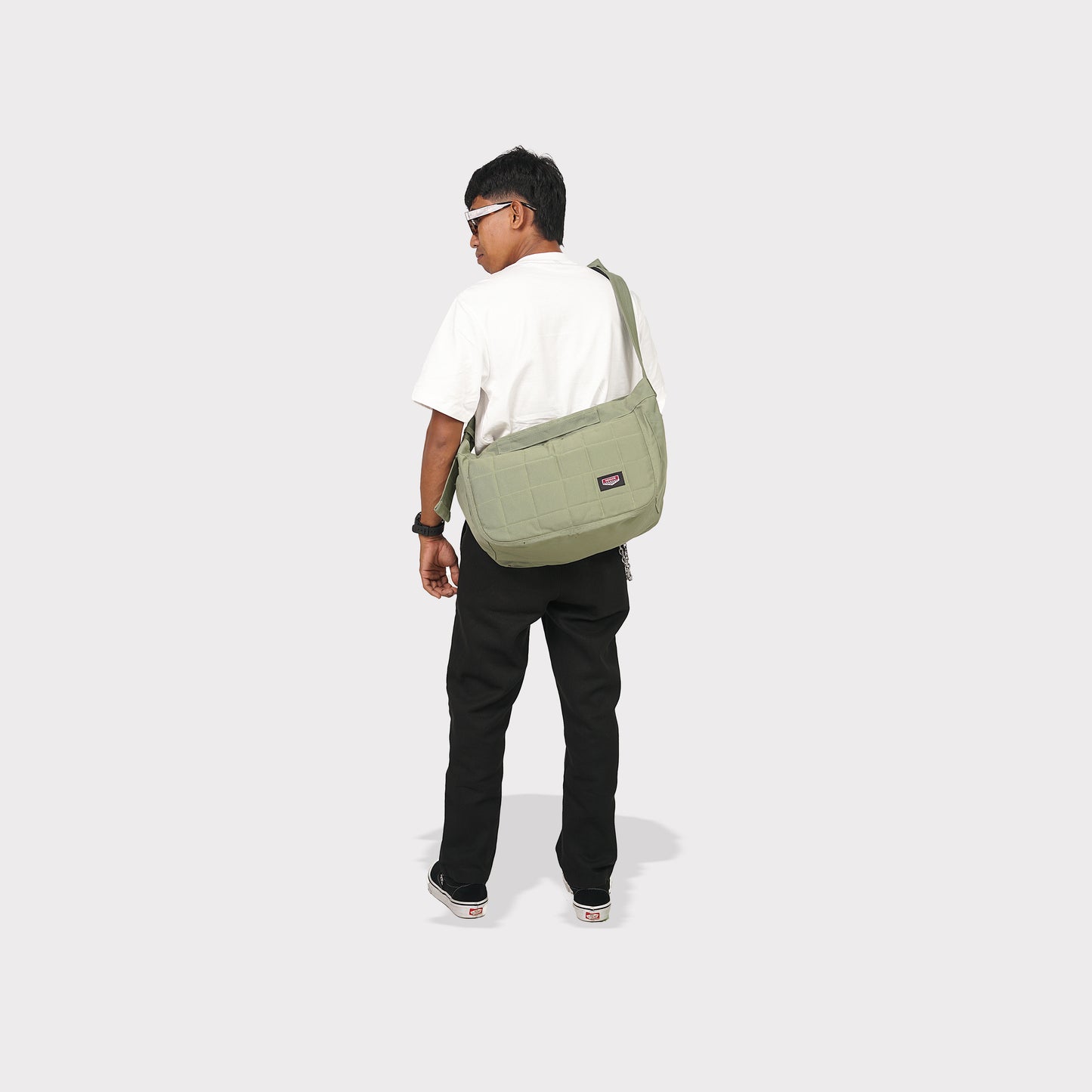 Freeman 3.0 sling bag misty green