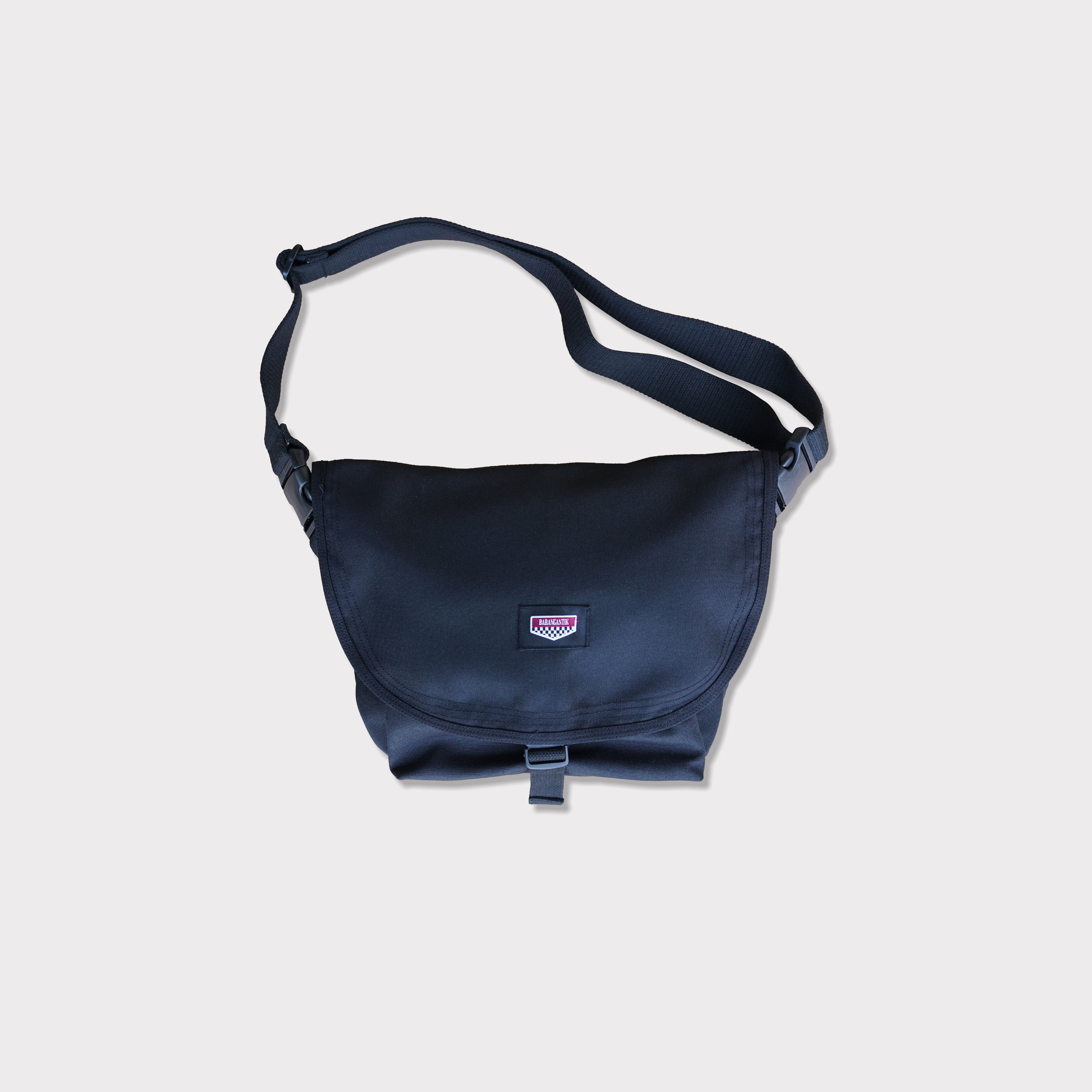 Newman Sling Bag