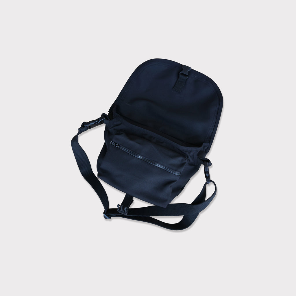 Newman Sling Bag